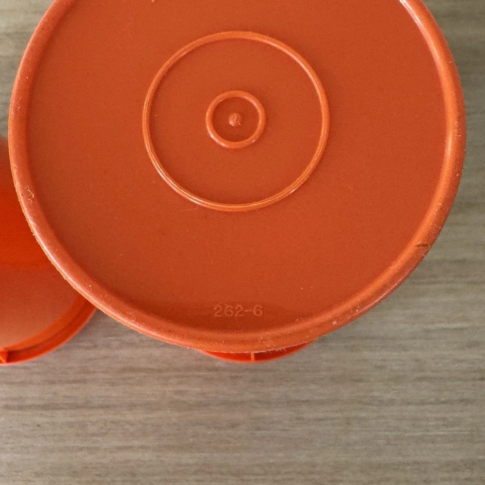 Vintage Tupperware Juice Container Tumblers w/ Sip Lids Set of 2 Orange Retro 70